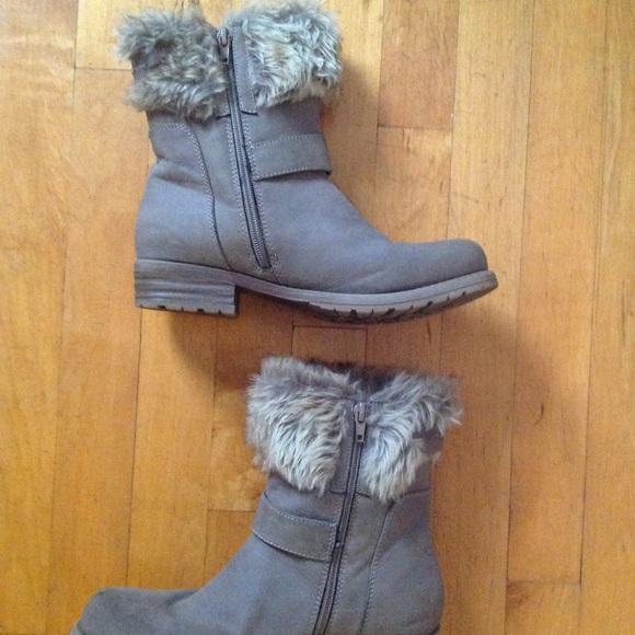 Steve Madden Millie Gray Leather Boots Faux Fur  8 - Picture 8 of 8